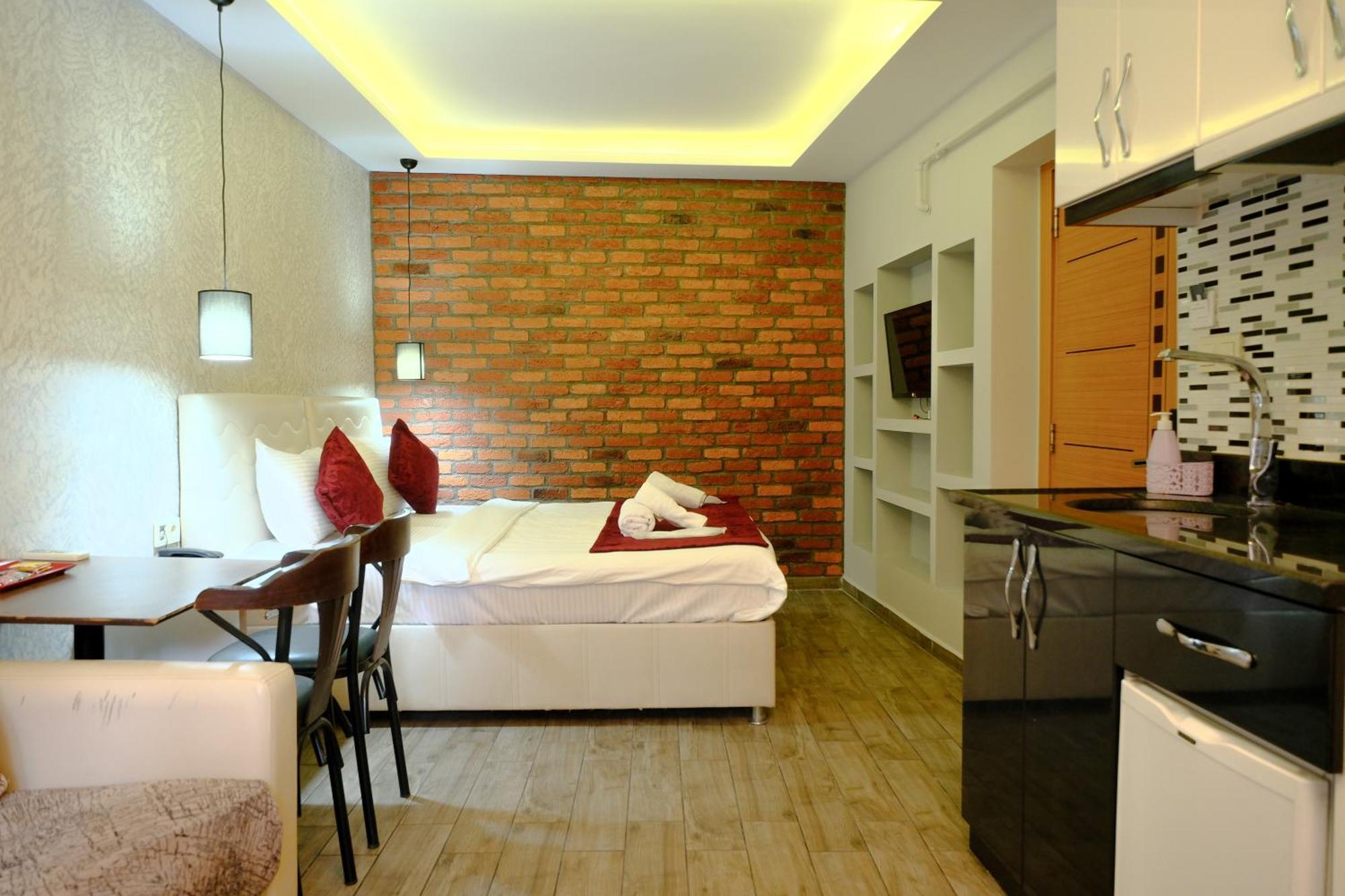 Taksim Celebi Suites Стамбул Екстер'єр фото